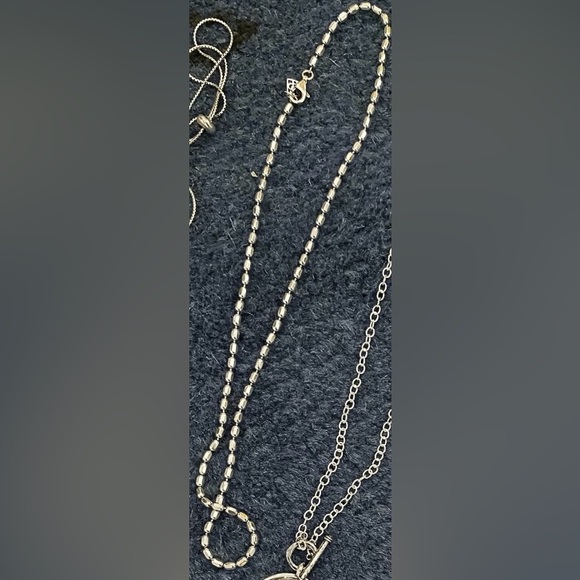 Grace & Heart Grounded Cross Pendant Necklace - Picture 5 of 6